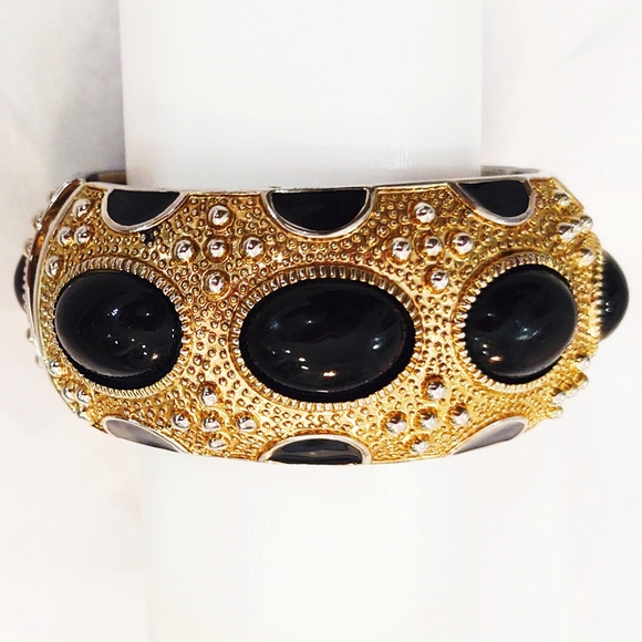 Vintage Black and Gold Oversized Studded Clamper Bracelet - Picture 4 of 4